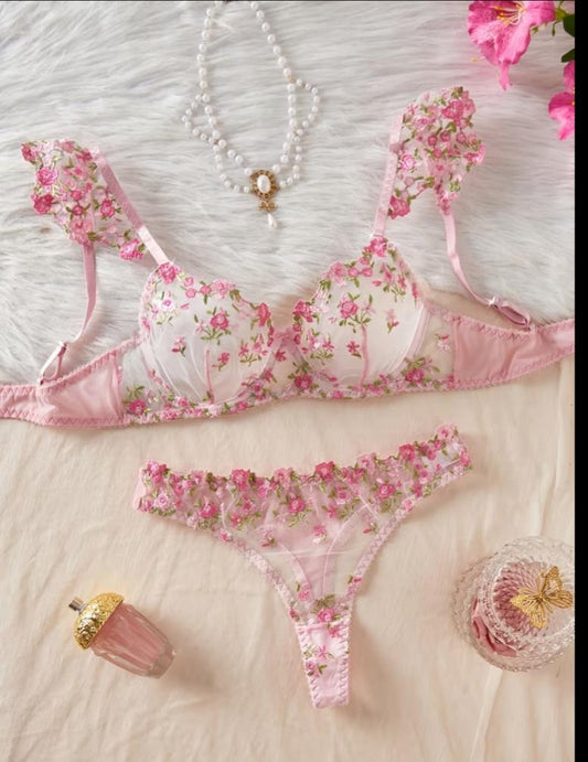 أناقة يومية لكل انثى 🌸